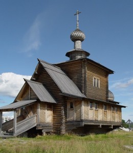Храм прп. Варлаама Керетского в Чупе (сгорел в 2010 г.)