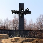 Крест-памятник 